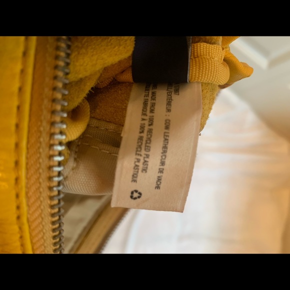 Gap leather pouch - Picture 8 of 8